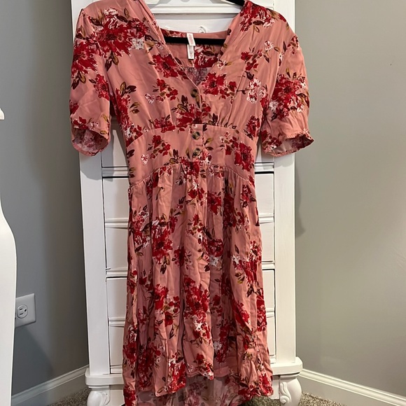 Xhilaration Dresses & Skirts - Xhilaration Pink Floral Dress Mauve Short Sleeve